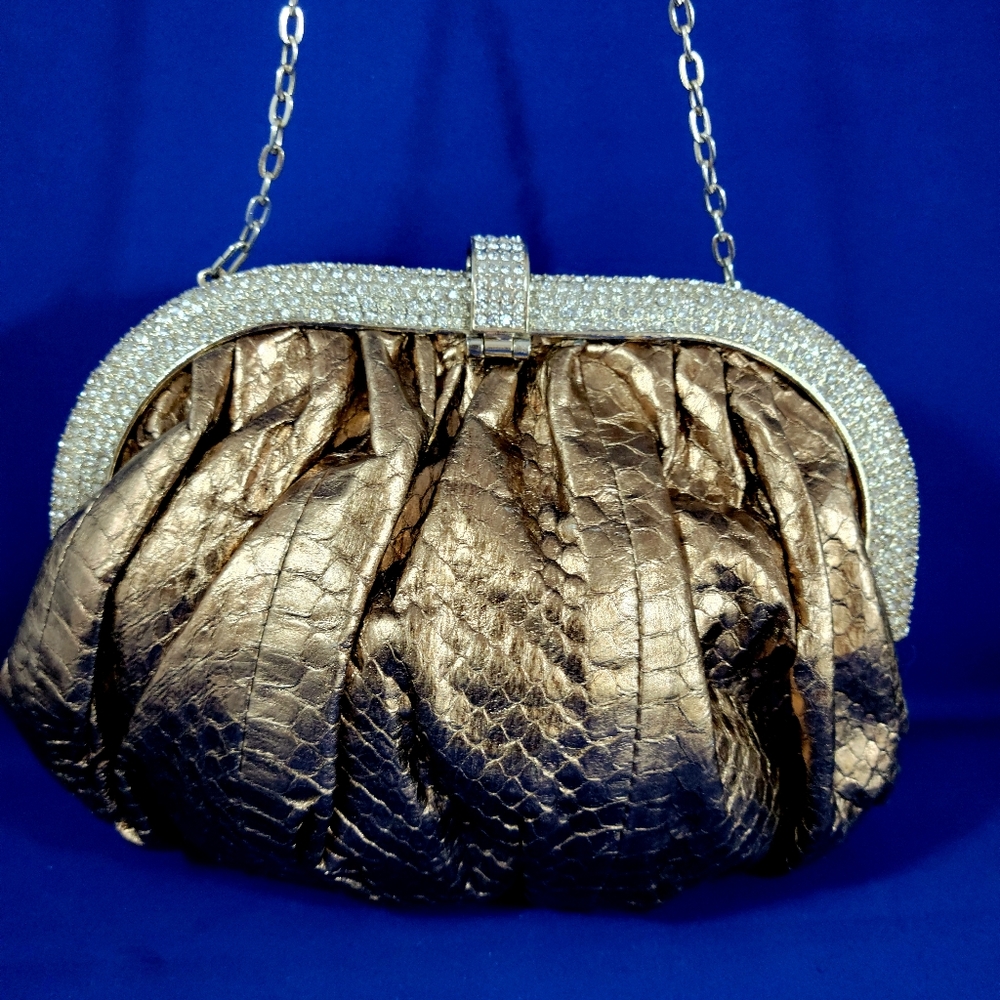 BESSO ITALY, BRAND NEW WITH TAG ON SNAKESKIN SOLDERBAG/CLACH